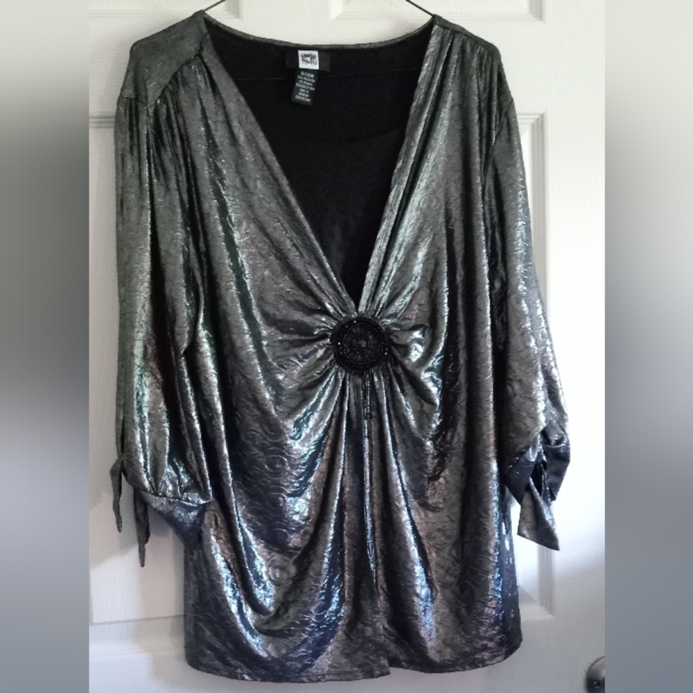 Studio 1940 Bejewelled Sliver Lame Metallic Formal/ Evening Top- Size: 18/20W